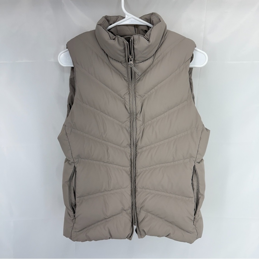 L.L. Bean Women's Puffer Vest in Taupe Size M